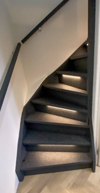 stair renovation with Polar Stip stone texture in Capelle aan den IJssel